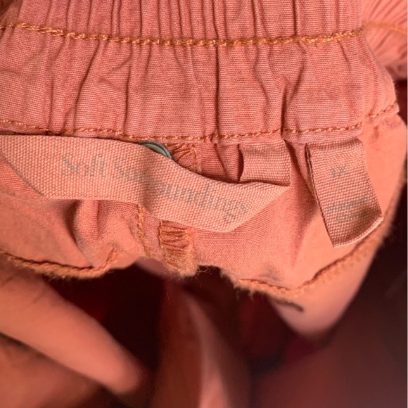 Soft Surroundings Cargo Pants Women Size 1X Everything Under The Sun Embroidered - Picture 5 of 11